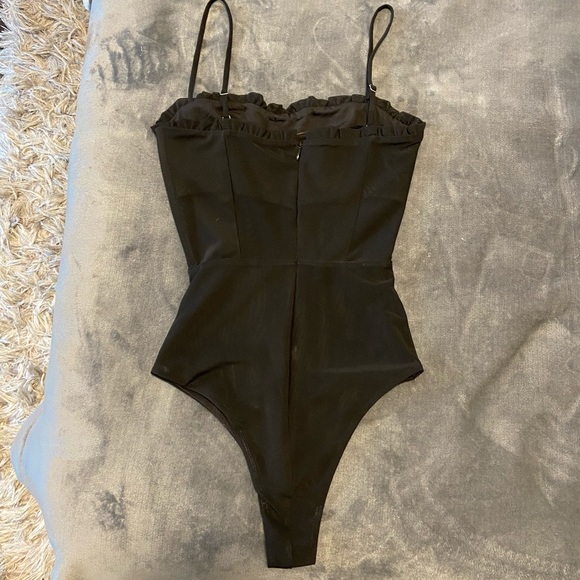 BNWOT - Princess Polly Cartia Bodysuit - 0 - Picture 5 of 6